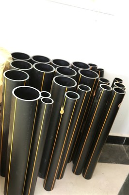 pe110燃?xì)夤芏嗌馘X-*管業(yè)